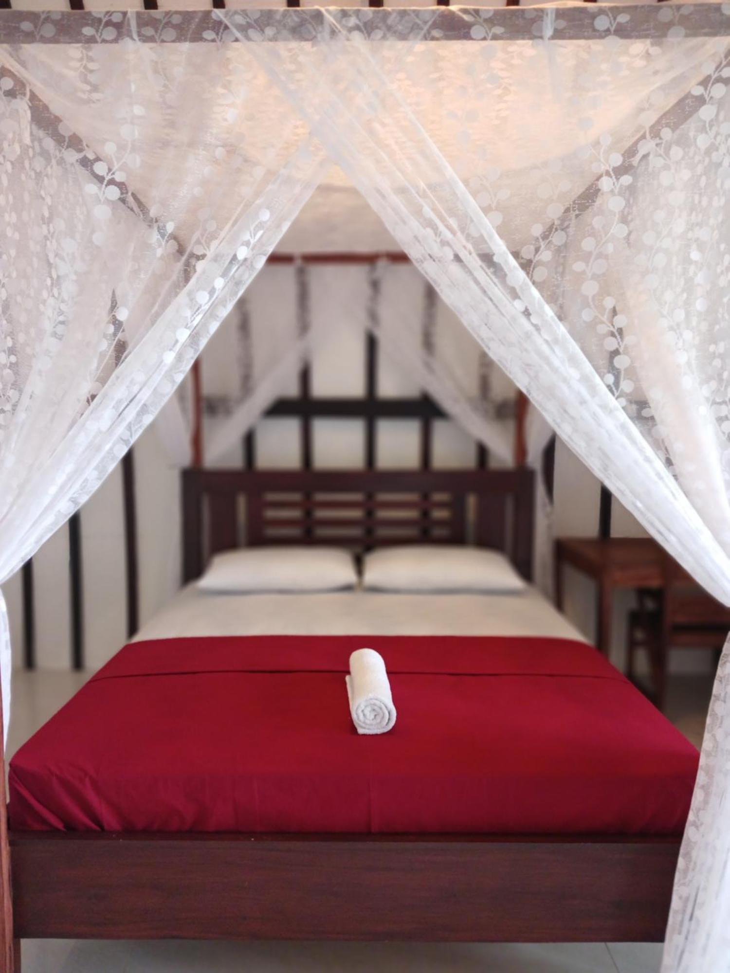 Alen'S Stay&Surf Airsatang Ngoại thất bức ảnh